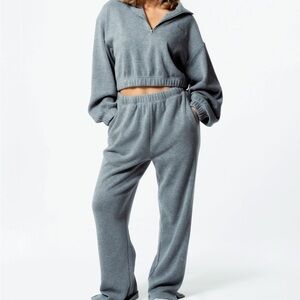 Women's Ribbed Grey Wide Leg Pants and Quarterzip